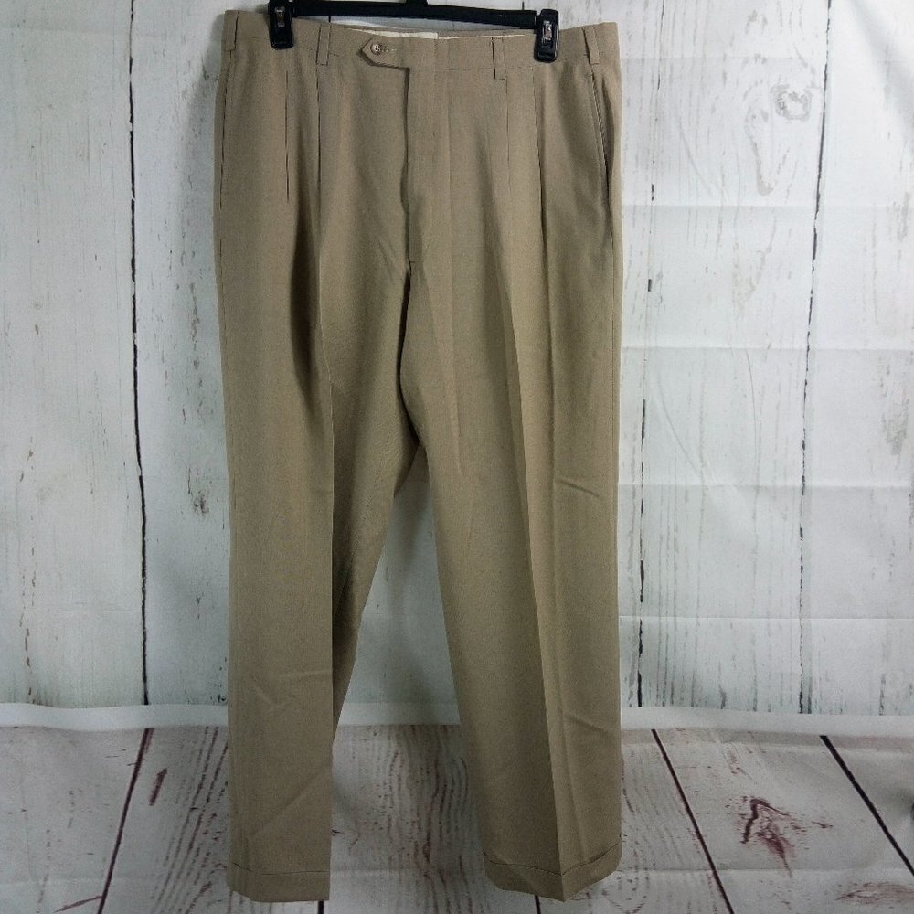 Jos A Bank Clothiers Red Label Tan Dress Pants 38x30.5 Pleat